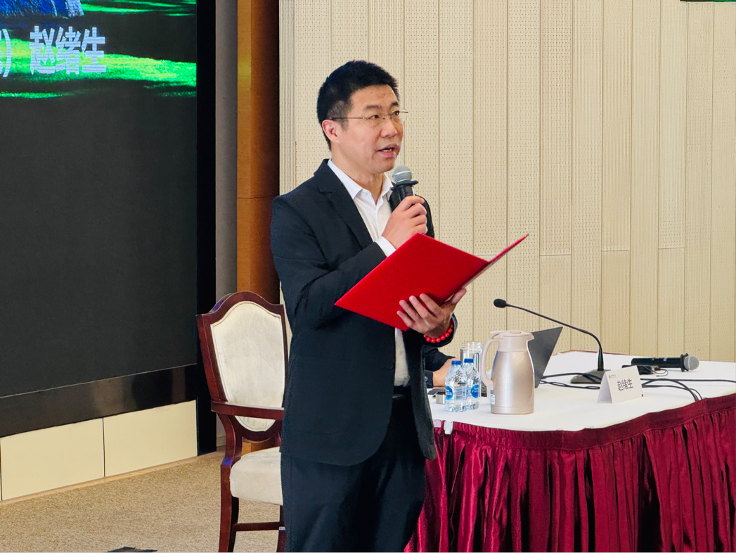 FE4F4AF0418DF8473550873BD87_38F51276_1ED57D