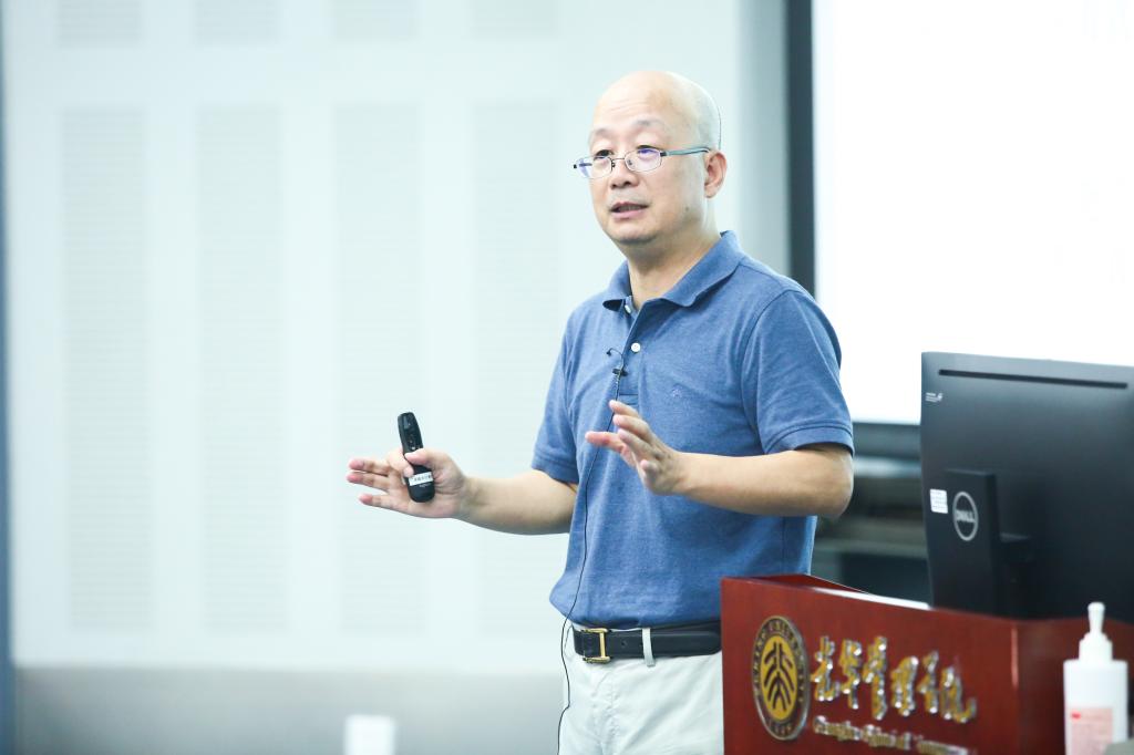 suncitygroup太阳集团第一课 | 周黎安：：：向下扎根，，向阳生长